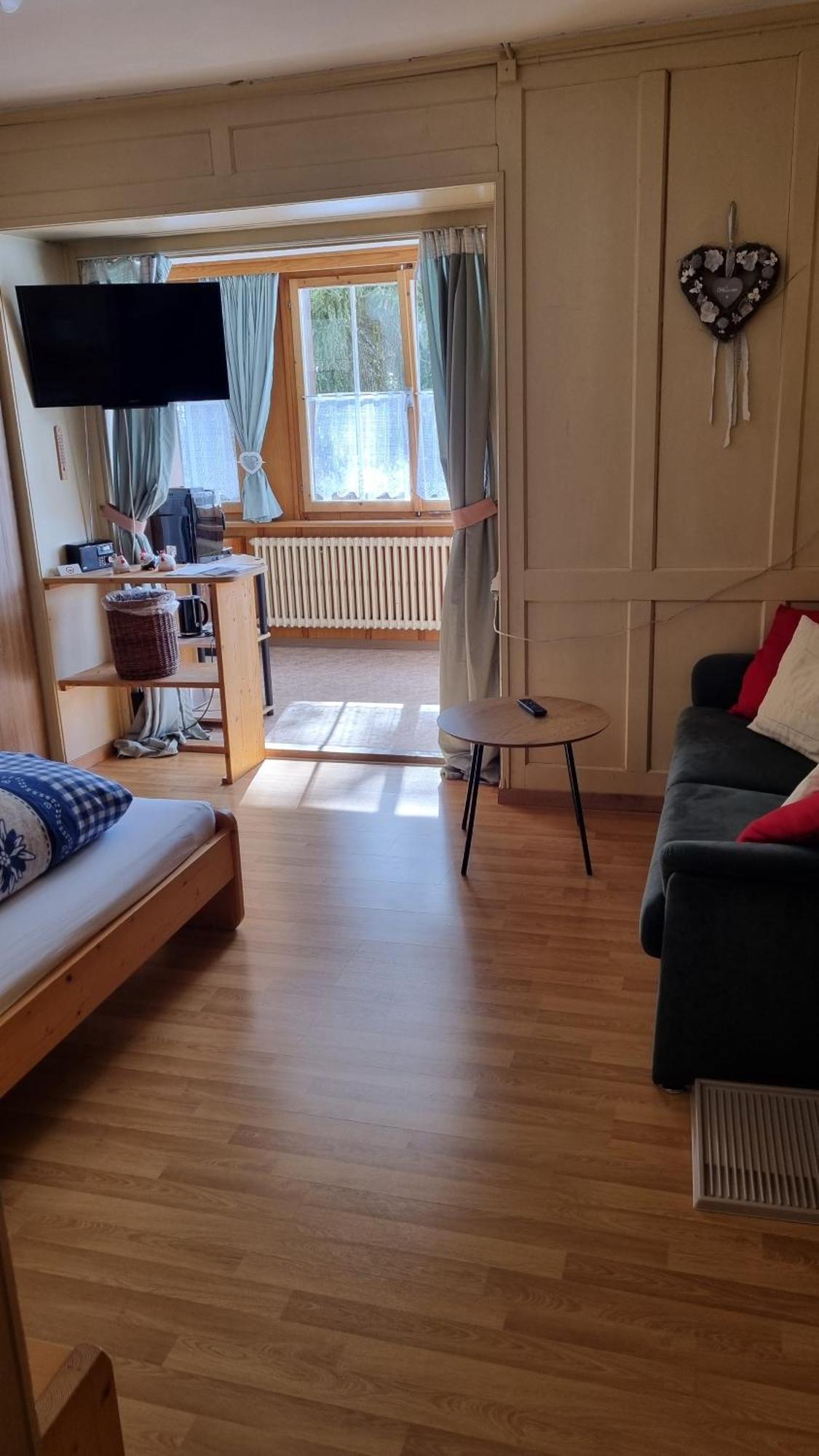 Appartamento Pension Hof Zur Stilli Davos Esterno foto