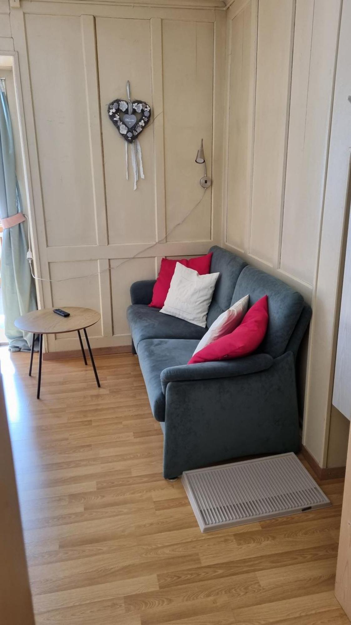 Appartamento Pension Hof Zur Stilli Davos Esterno foto
