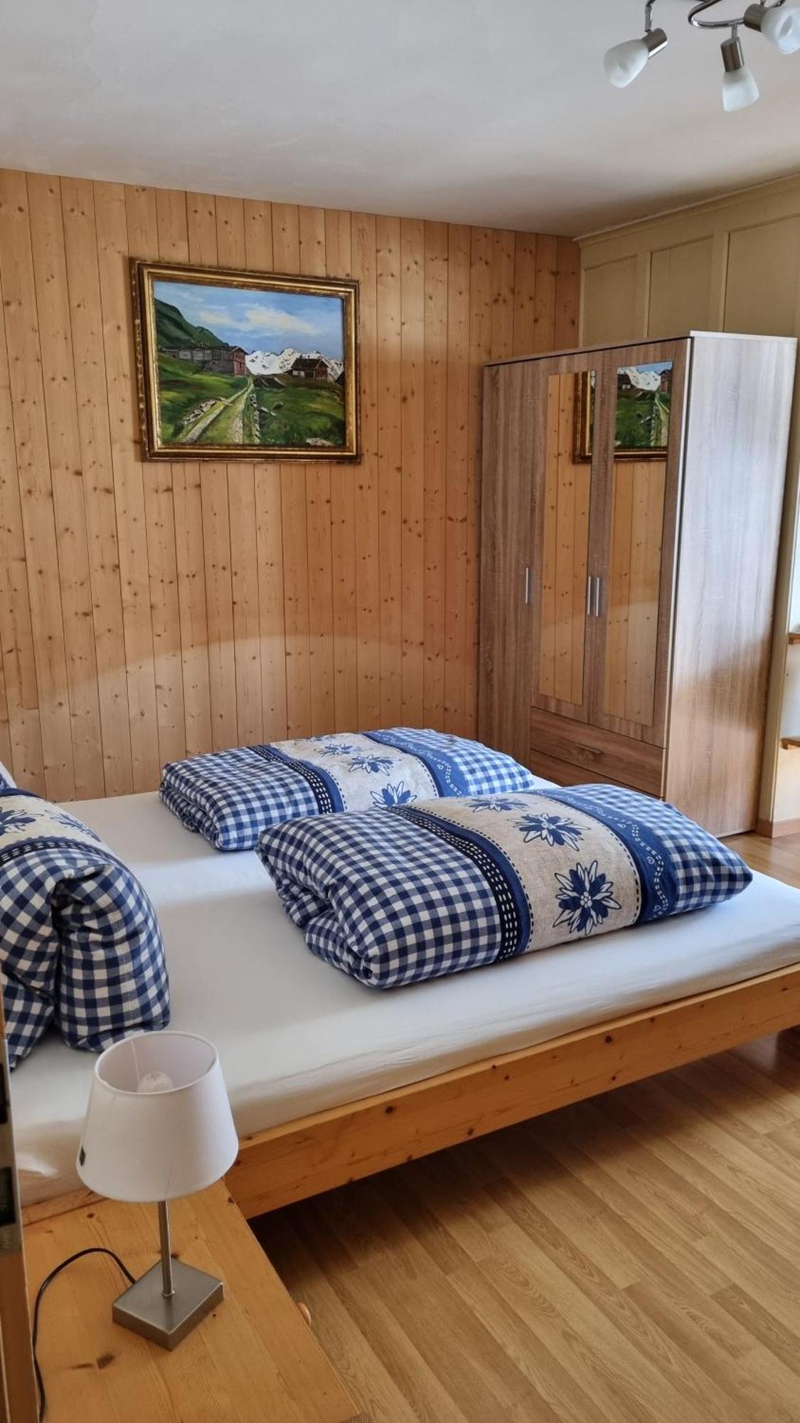 Appartamento Pension Hof Zur Stilli Davos Esterno foto