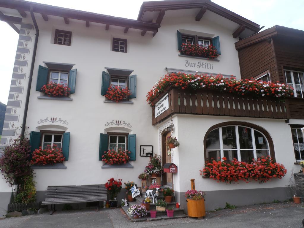 Appartamento Pension Hof Zur Stilli Davos Esterno foto